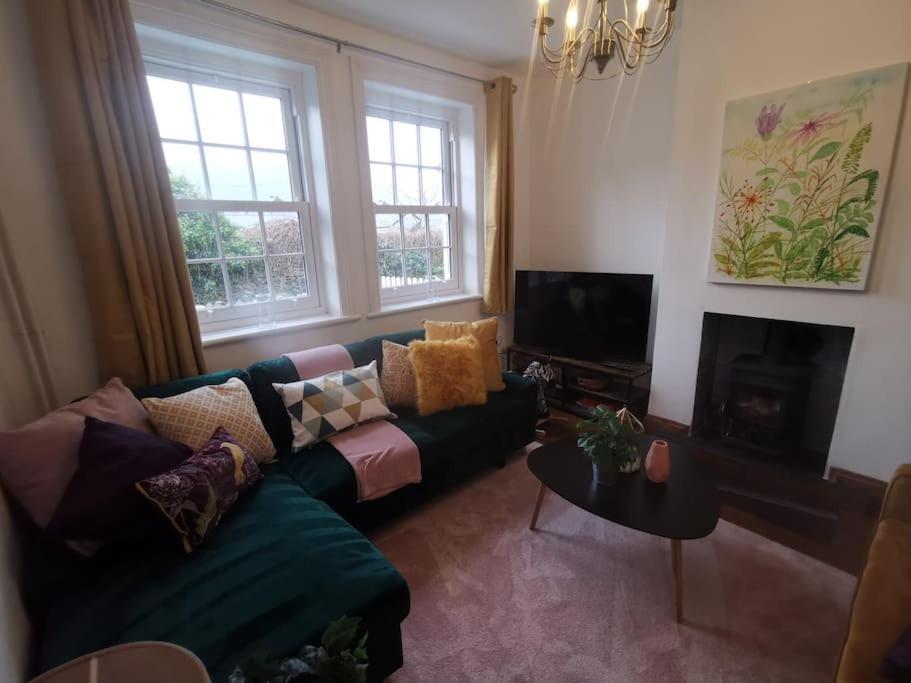 란베리스 Prime Location For Snowdon, Family And Dog Friendly! 빌라 외부 사진