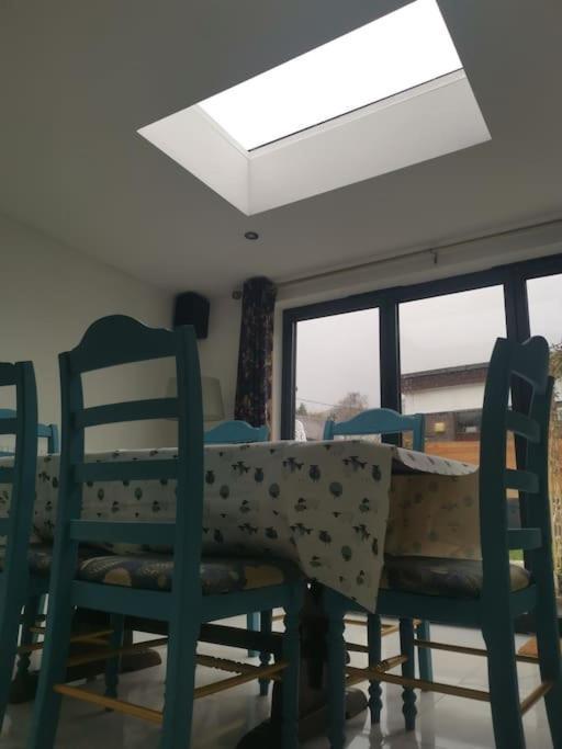 란베리스 Prime Location For Snowdon, Family And Dog Friendly! 빌라 외부 사진