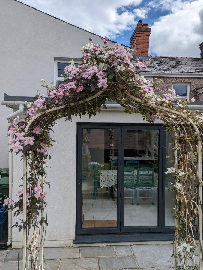 란베리스 Prime Location For Snowdon, Family And Dog Friendly! 빌라 외부 사진